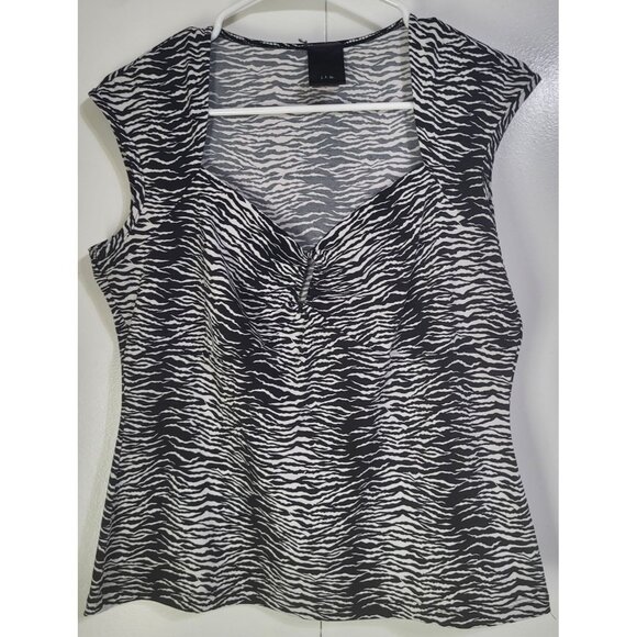 J.T.B. Tops - J.T.B. Womens Med Y2K whimsigoth keyhole sleeveless top black white print vtg
